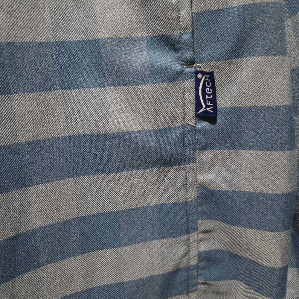 AFTCO Blue Plaid Men's Casual Shirt - Picture 5 of 5
